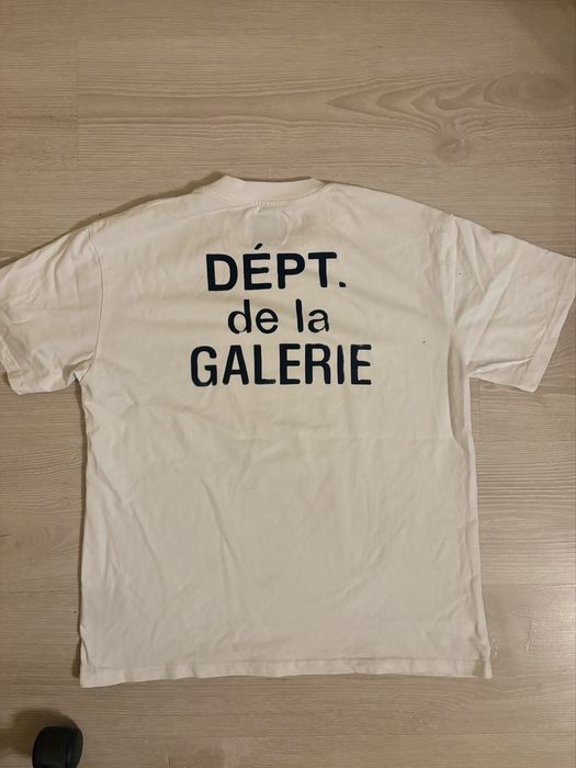 Vand tricou gallery dept