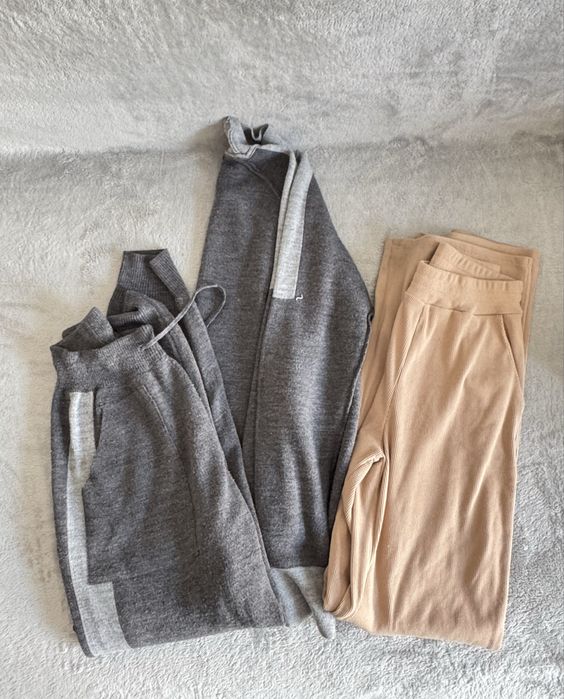 Отдам вещи бесплатно