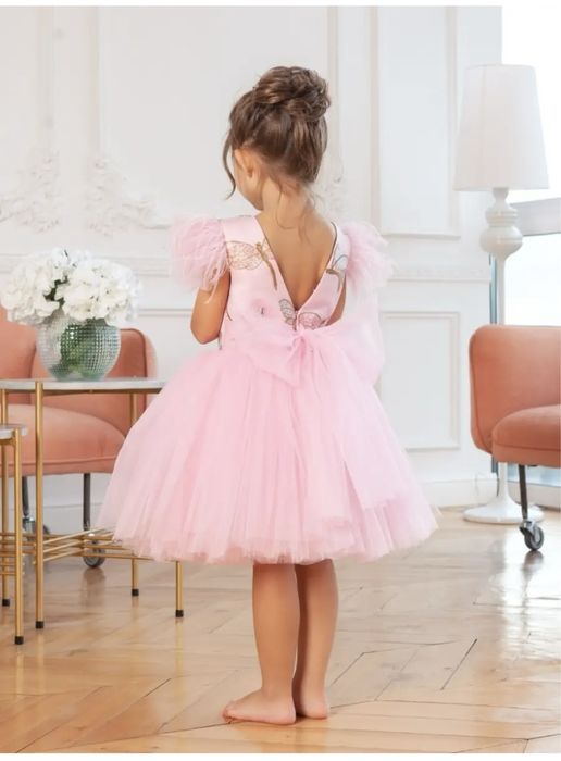 Нарядное платье для праздника