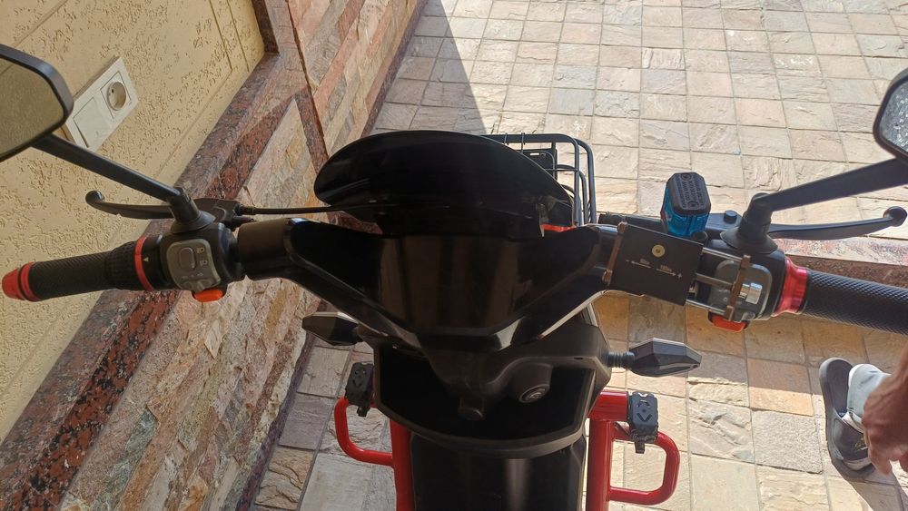 Skuter sotiladi 4 oy boldi olinganiga