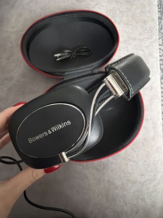 Bowers &Wilkins P5 wireless
