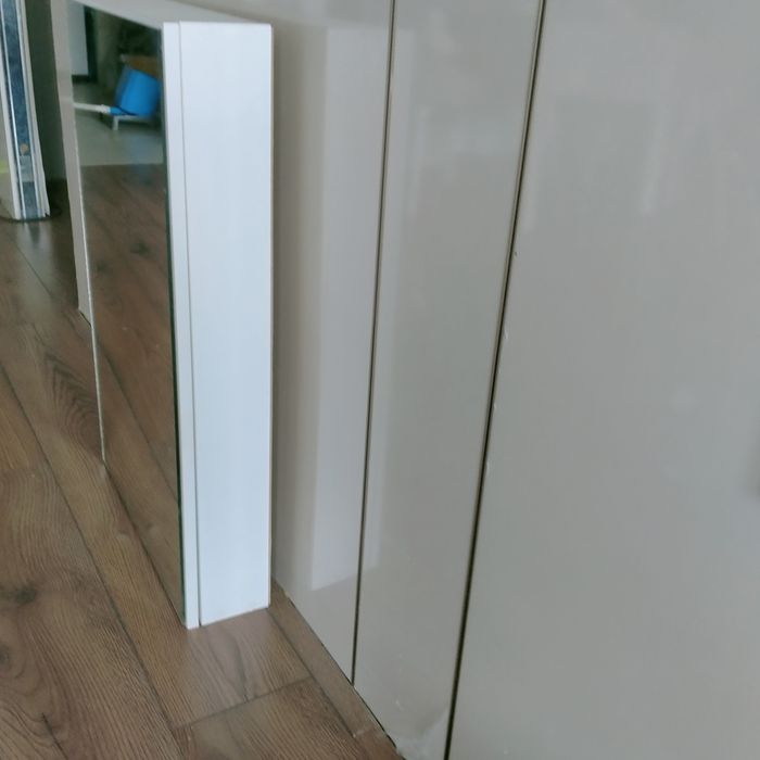 Продам зеркало в отличном состояний