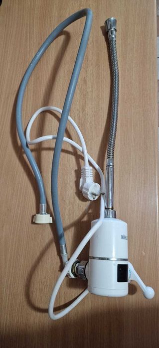 Robinet electric instant pentru apă calda Muhler - FWH 3018W