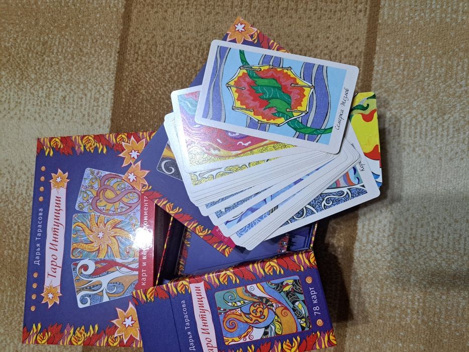 Продаю новую колоду,в подарочном футляре.