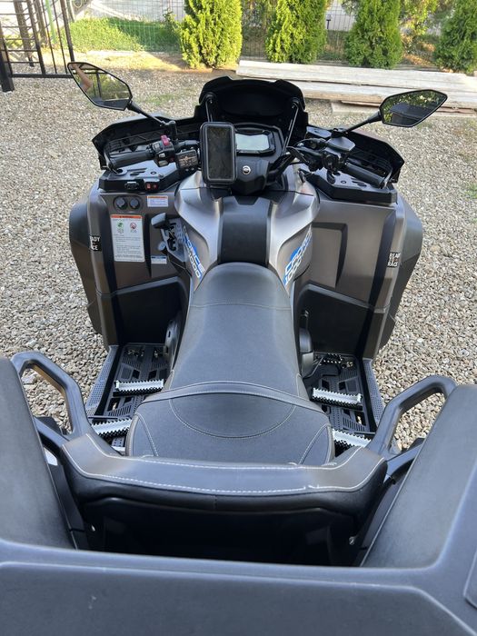 CF moto 1000 Overland