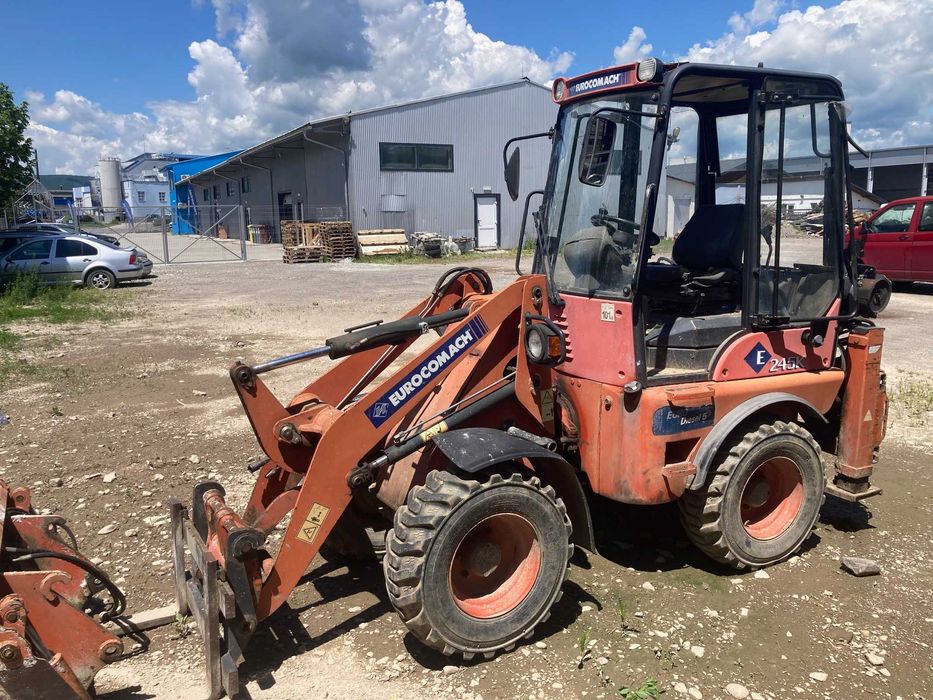 Buldoexcavator Eurocomach E-245K