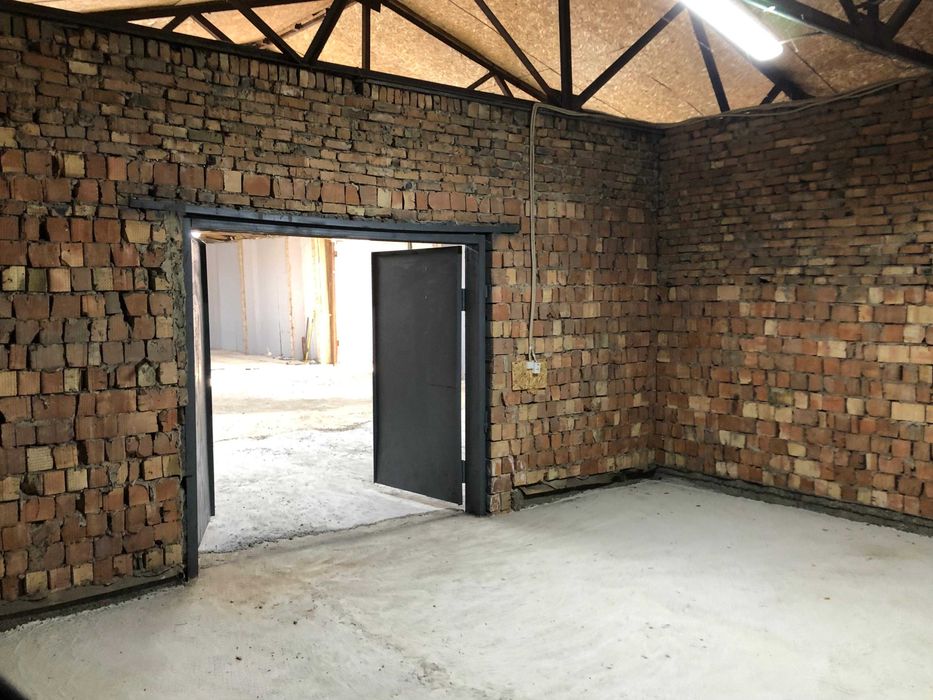 Сдам в аренду сухой склад 500 кв м.  в поселке Боралдай