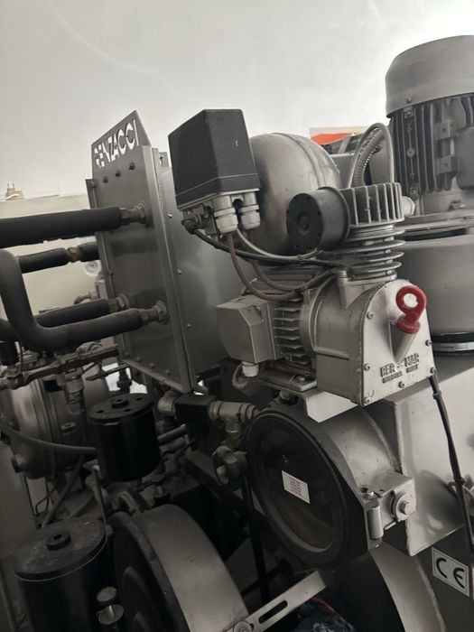 Vand masina de curatat chimic