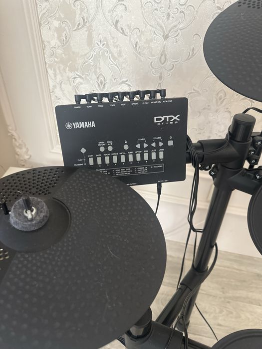 Электронные барабаны Yamaha DTX402K