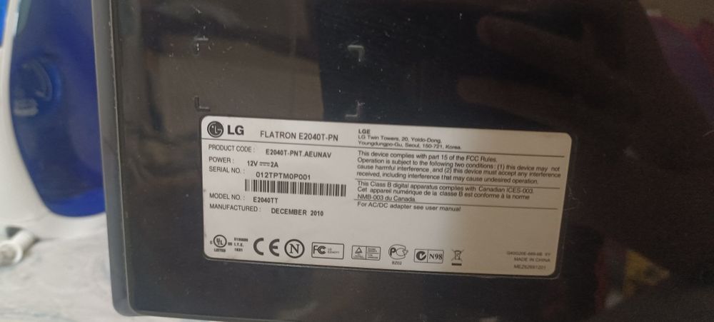 Монитор 20" LG Flatron E2040T / LED / DVI и VGA