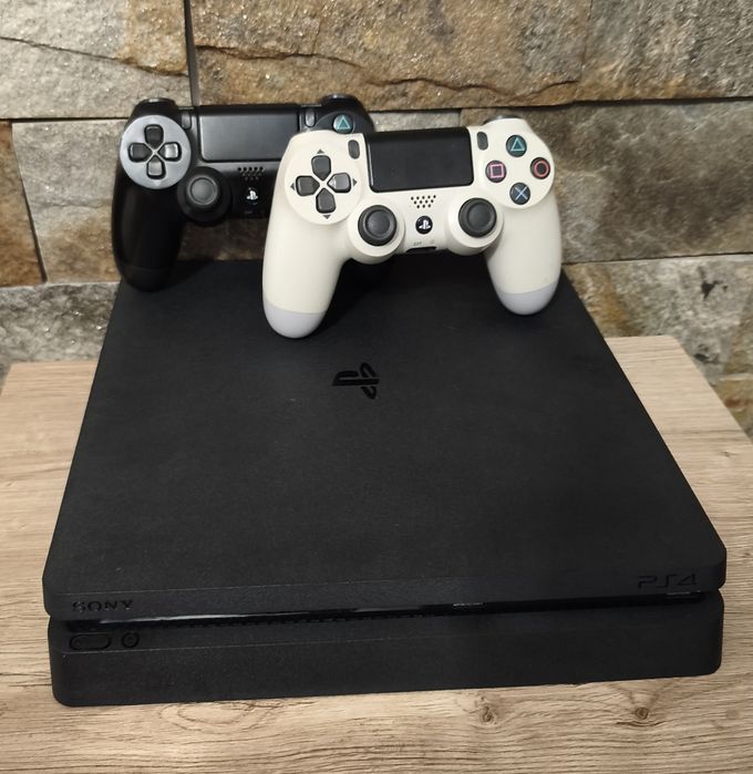 PlayStation 4 / Ps4 Slim Sony 500 GB HDD cu +20 jocuri + 2 Manete Wireless + 1 Joc pe CD cadou + Accesorii Incluse
