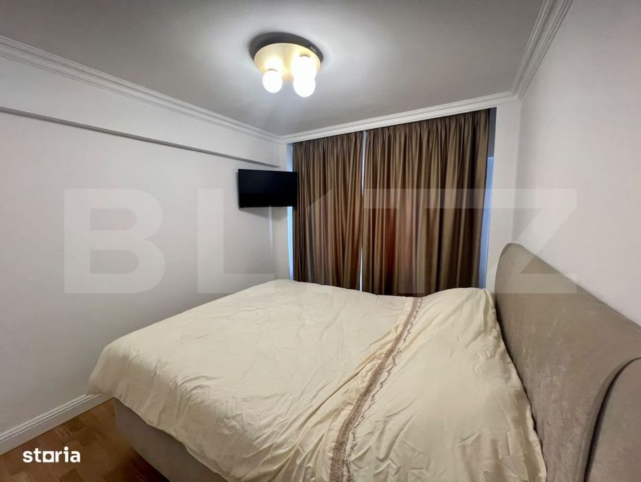 Apartament cu 3 camere, 55 mp, centrala si AC, zona Ultracentral