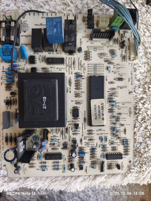 Pompa , placa , termometru ariston uno