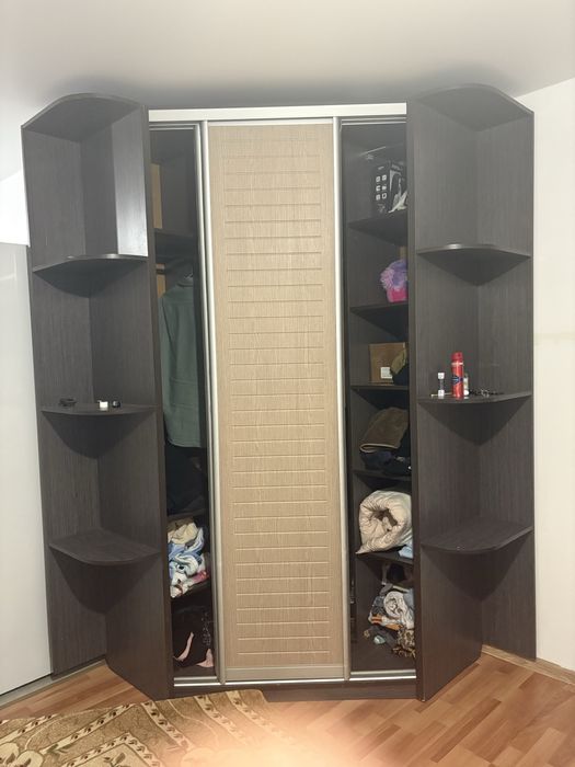 Шкаф в отличном состоянии