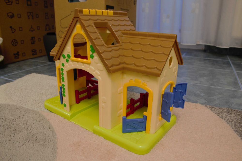 Ferma caluti ELC + Masina de facut paste Play- Doh