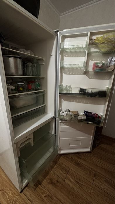 Продам холодильник Panasonic