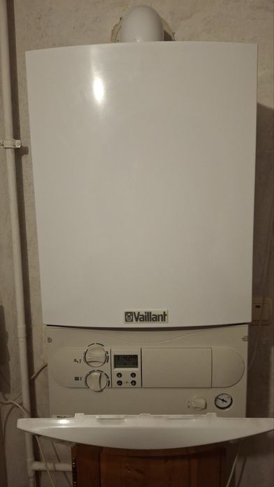 Газов котел Vaillant Turbomax Plus 24kW