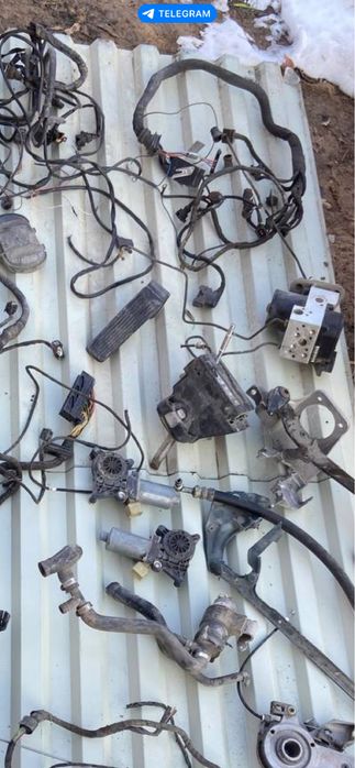 Запчасти мерседес 210 w210 лупарик.