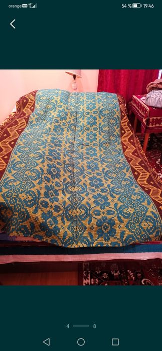 Paturi cuverturi+o fata de masa artizanala.