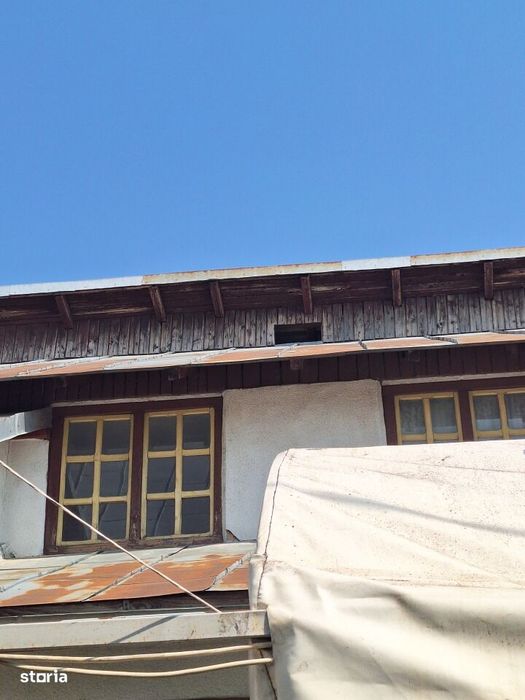 Casa Ghirdoveni, Dambovita