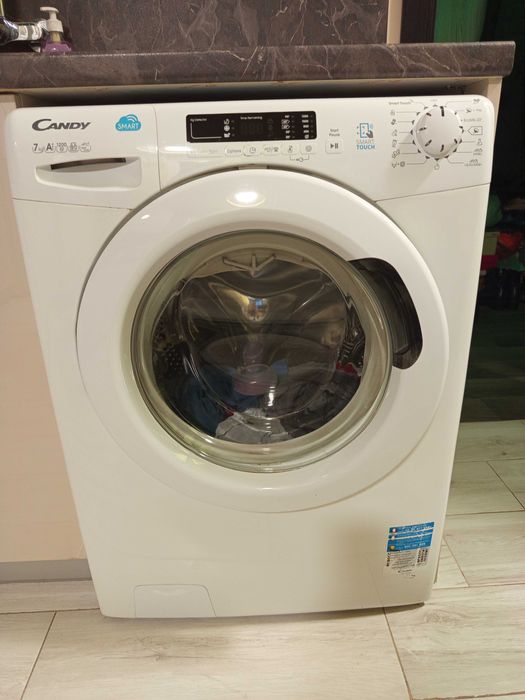 Продавам автоматична пералня