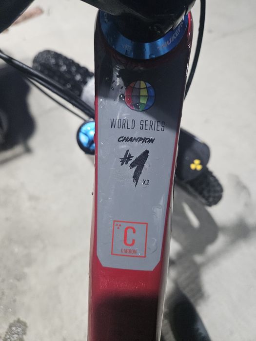 Bicicleta Nukeproof mega carbon 27.5