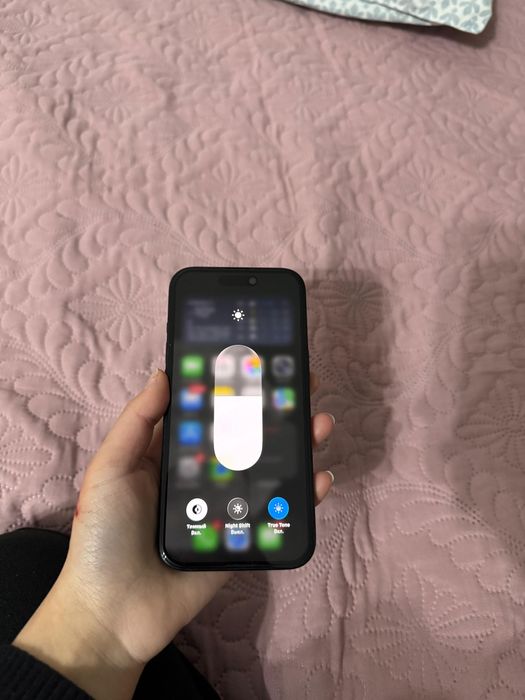 iphone 15. 128гб. 85%акб