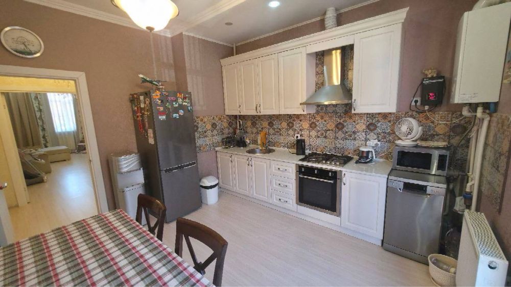 Новостройка квартира 3 комнат Golden house Махтумкули