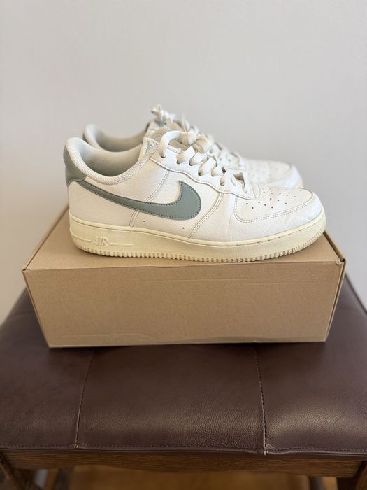 Nike - оригинален от магазин !!!