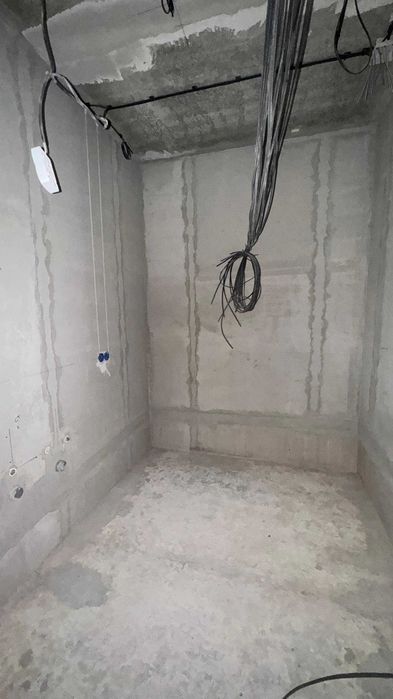 Продам 4-х комн квартиру