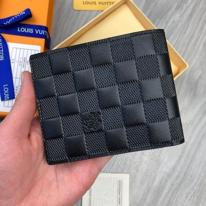 Portofel Louis Vuitton- poze reale 100% -calitate superioara ! PRODUSU