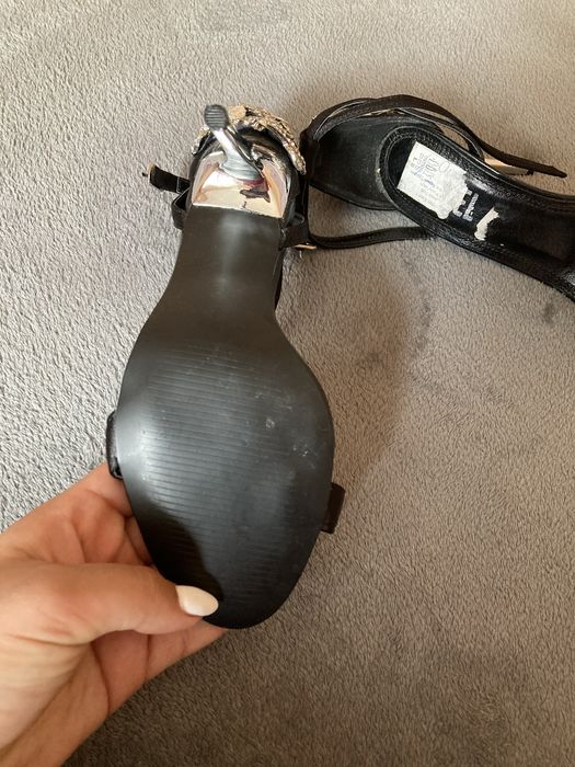 Официални токчета