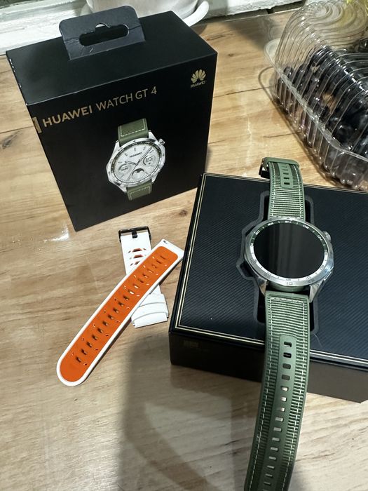 Продам смарт часы huawei watch GT 4