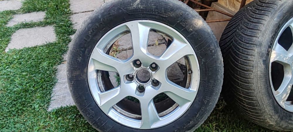 Гуми с джанти от Ауди а6