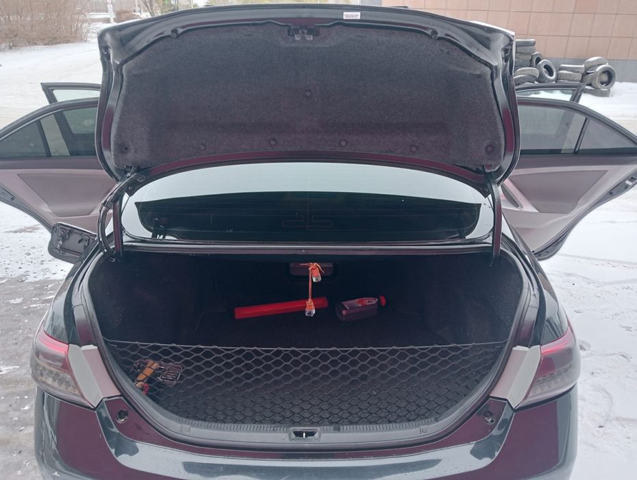 Продам камри 45 год выпуска 2011