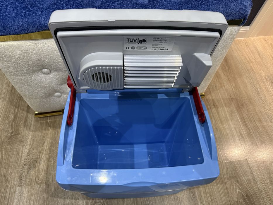 * Gio Style автохолодильник - электро термос оригинал Италия новый!