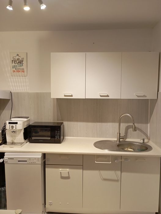 Apartament 3 camere/decomandat/ Bd. Alexandru Obregia/Piata sudului