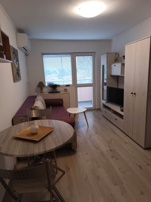 Дава се под наем Едностаен апартамент в Пловдив, Каменица 1 - 40 кв.м за 300 € - Снимка #1