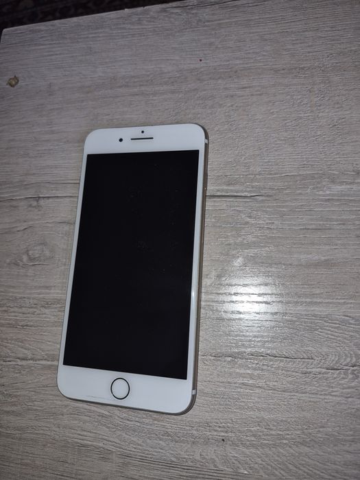 Айфон 7 плюс в идеальном состояний