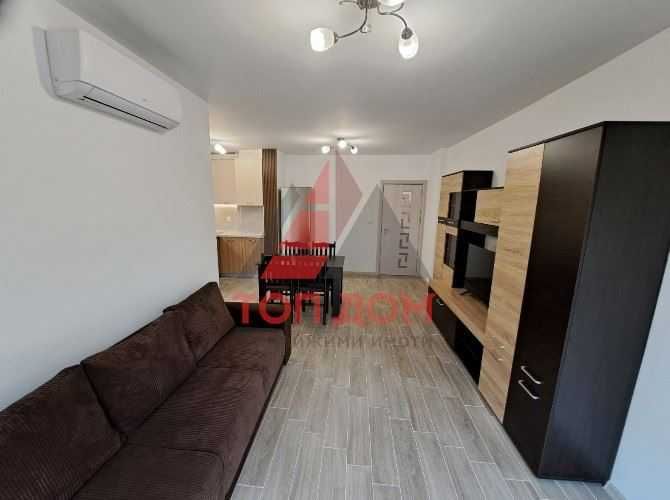 Дава се под наем Двустаен апартамент в Варна, Цветен квартал - 70 кв.м за 600 € - Снимка #3