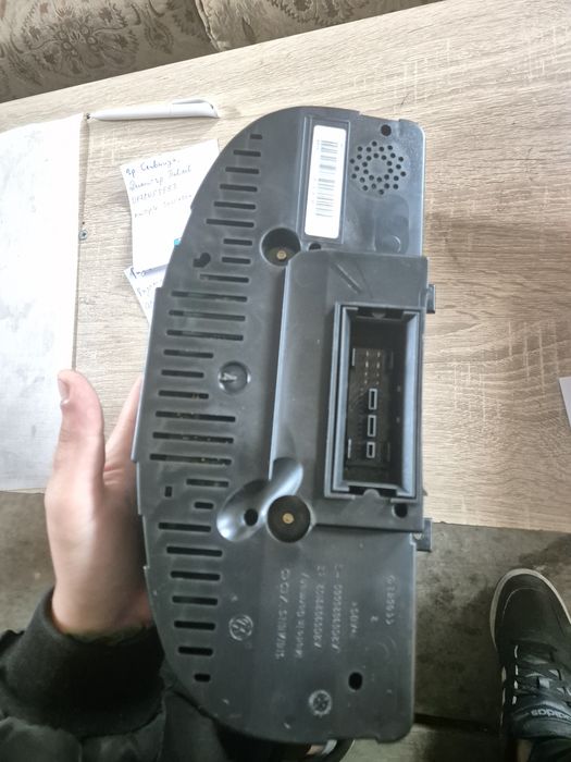 Оригинален Километраж За Vw Тоаран Дизел 2003- 2006г