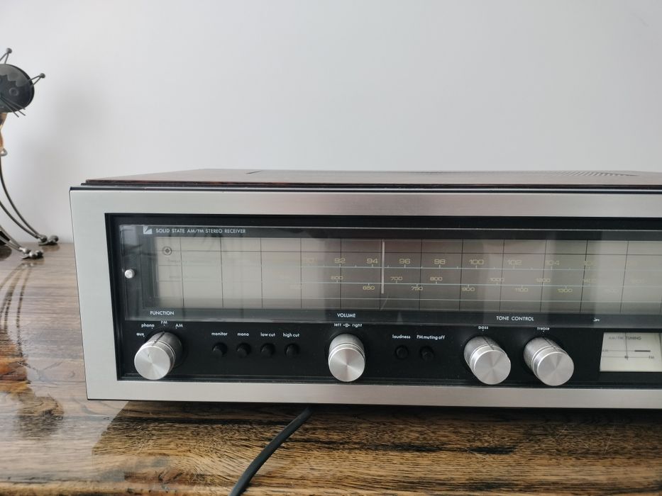 Receiver Luxman R1030