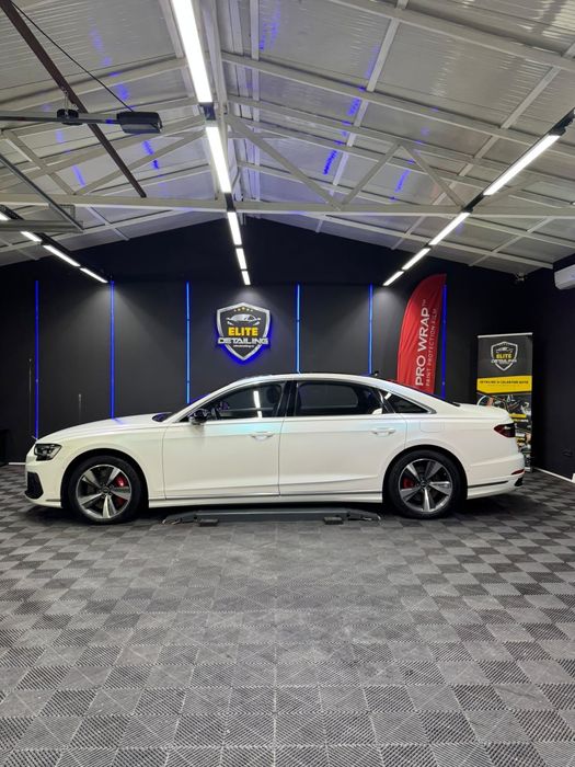 AUDI A8 2024 — imagine 2