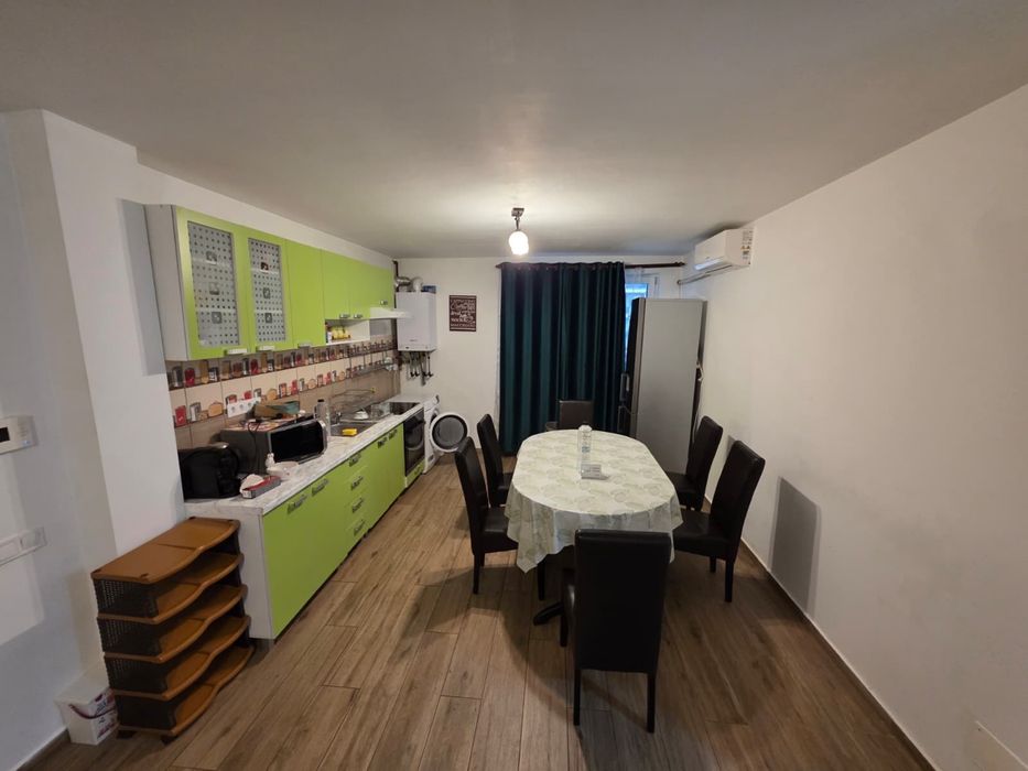 Apartament de inchiriat zona VIVO