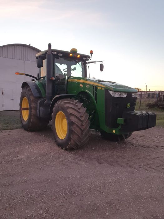 Продаётся трактор  John Deere 8360R