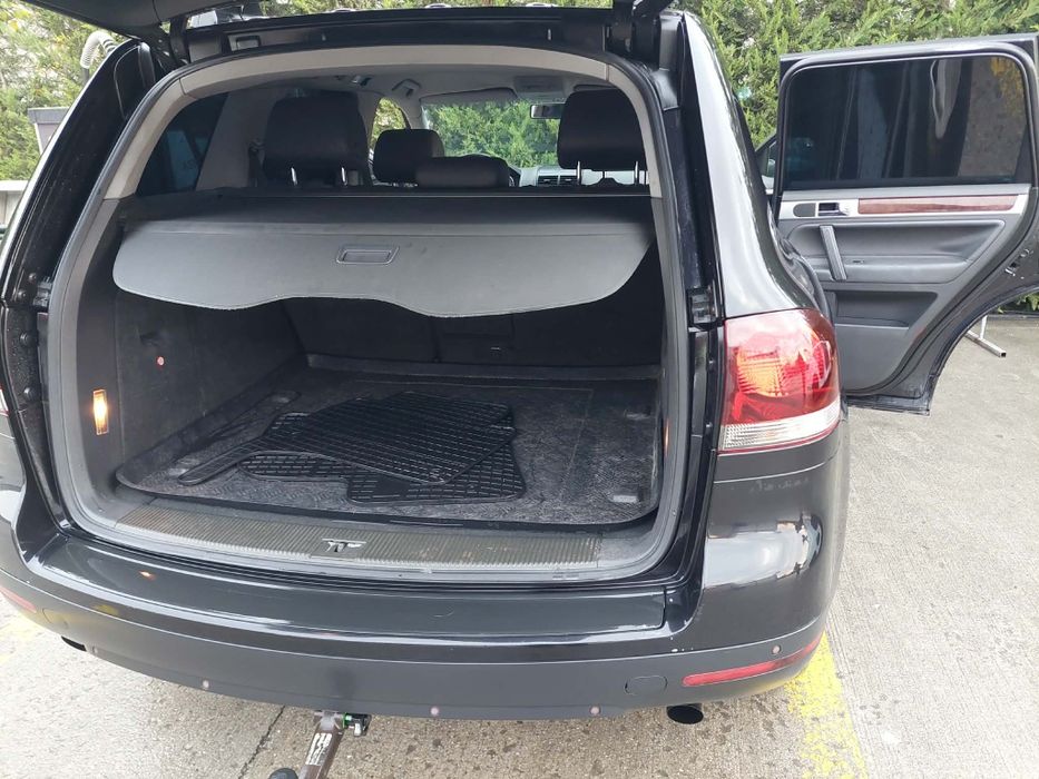 Volkswagen Touareg   2.5 TDI facelift 4Motion