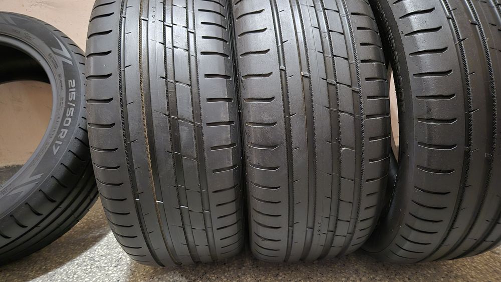 Nokian 215 50 17