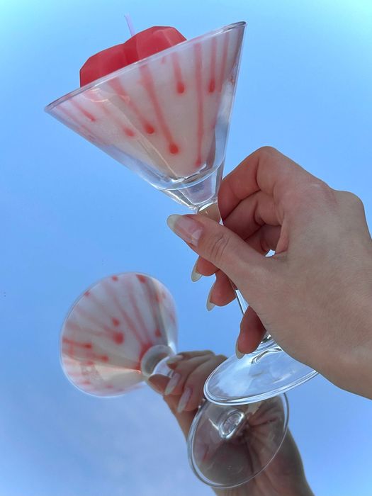 Свещ с бижу в чаша