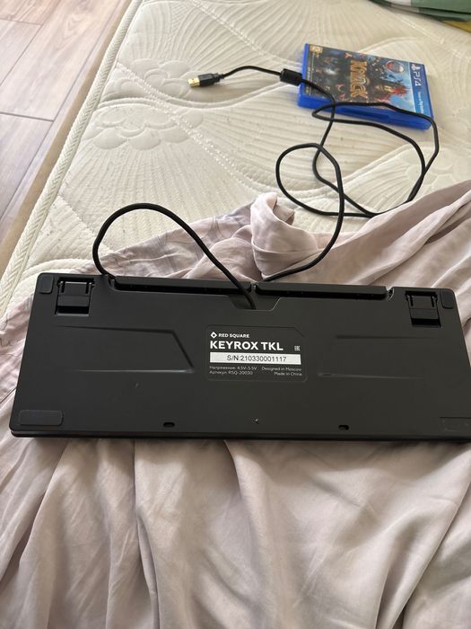 Клавиатура redsquare tkl