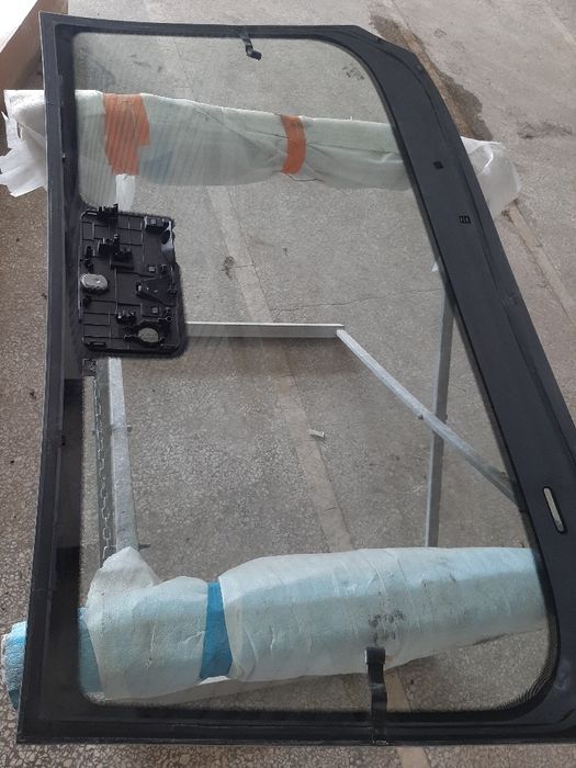 Стекло лобовое чери 4 ,7 и 8